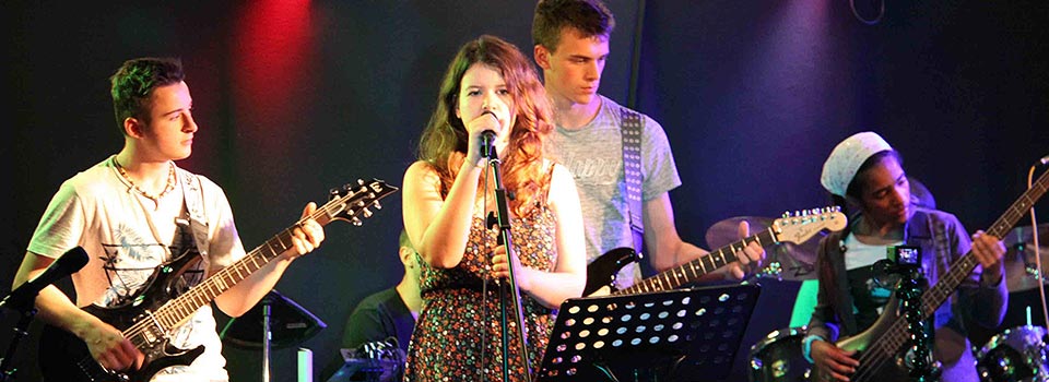 Cours de chant - formation ludique Cours de chant - formation ludique