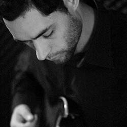 Matthieu - Professeur de guitare et guitare basse